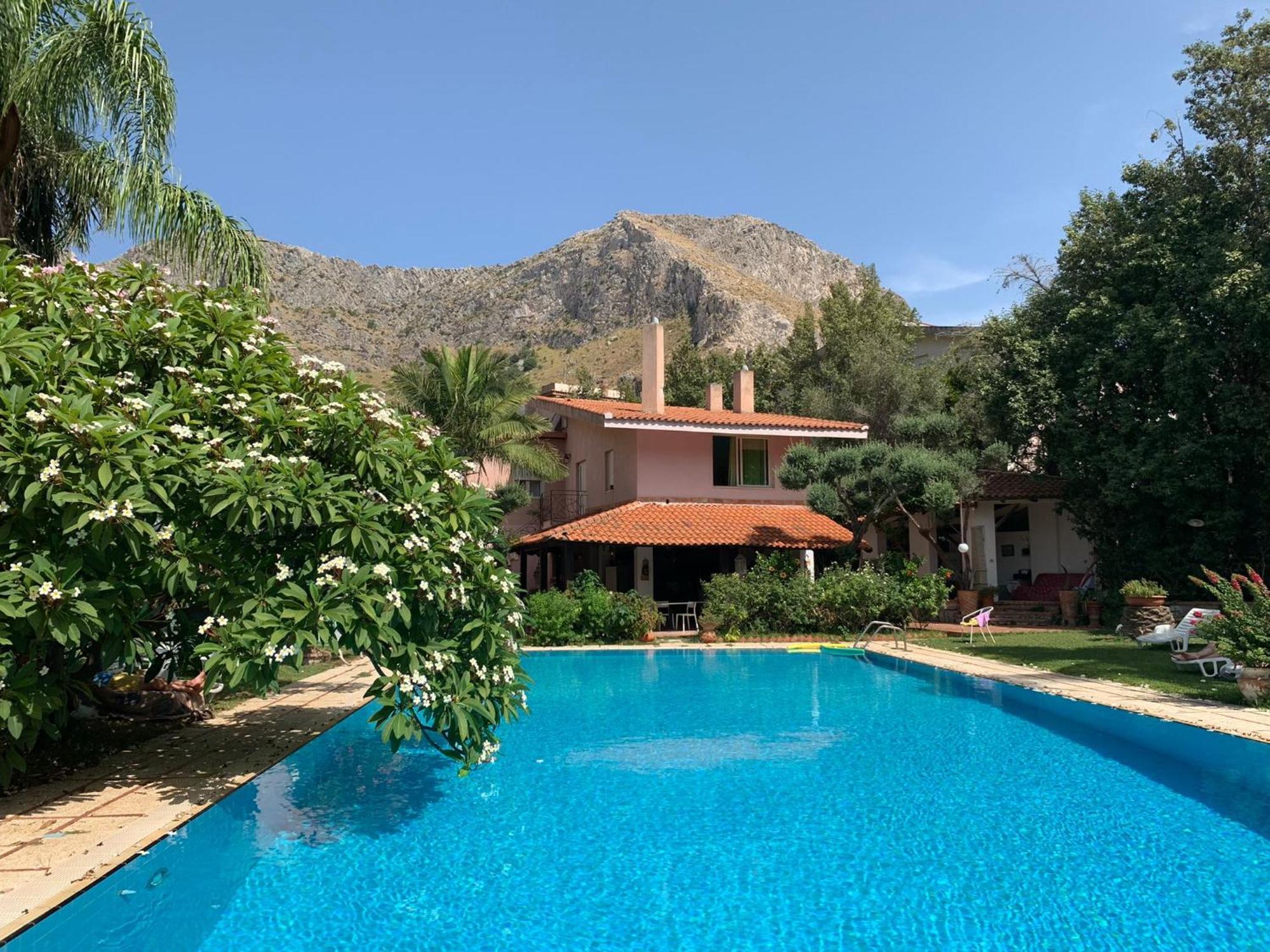 Villa Megna - Green Paradise B&B Palermo Exterior foto